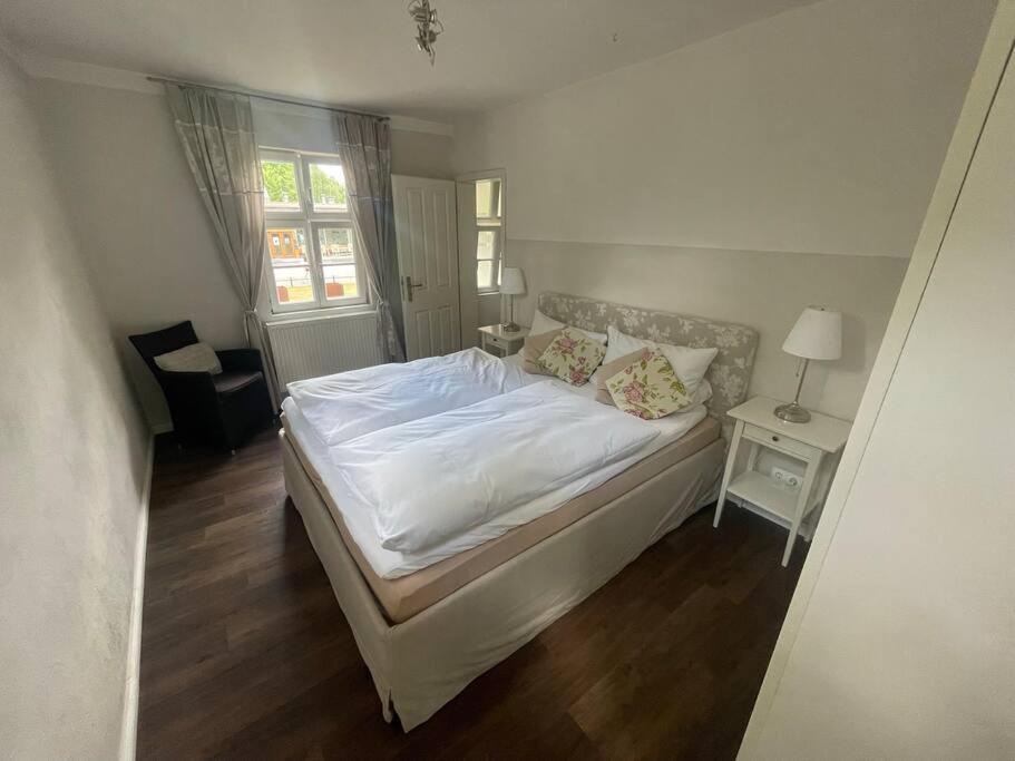 Ferienwohnung Im Landhaus Labes Neuglobsow Bagian luar foto